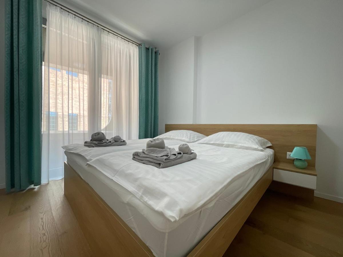 Sag Sky Park Residence Free Parking And Wi-Fi Bratislava Eksteriør billede