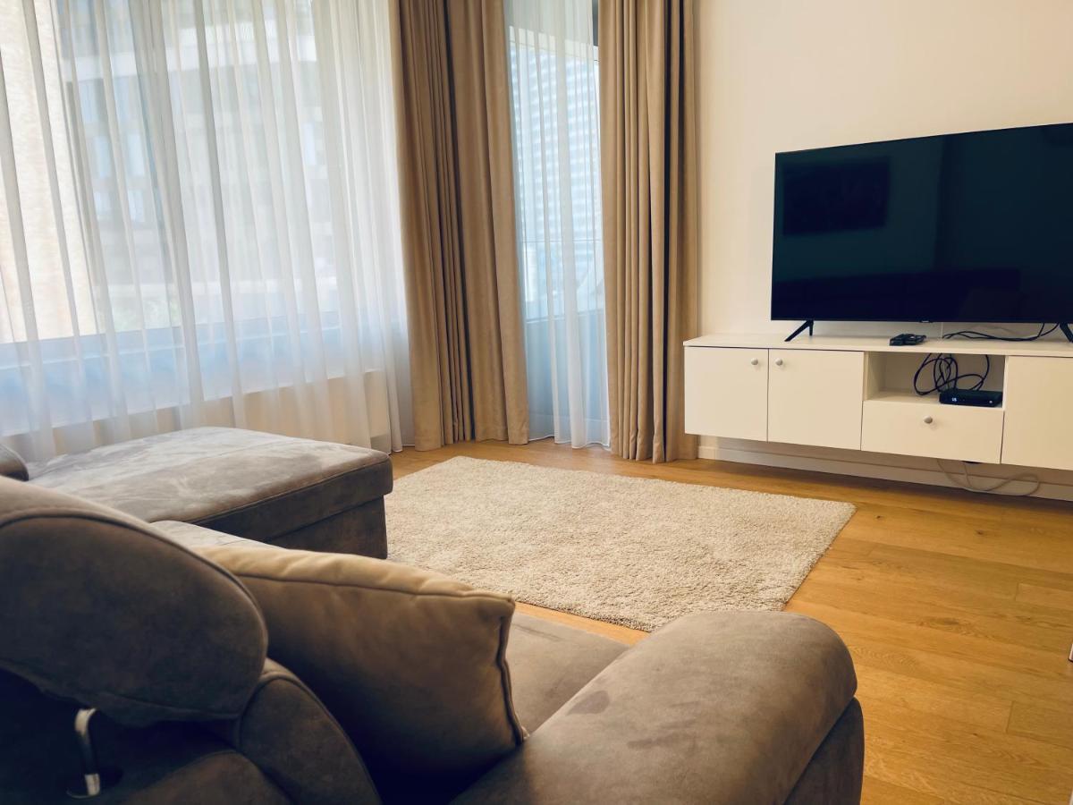 Sag Sky Park Residence Free Parking And Wi-Fi Bratislava Eksteriør billede